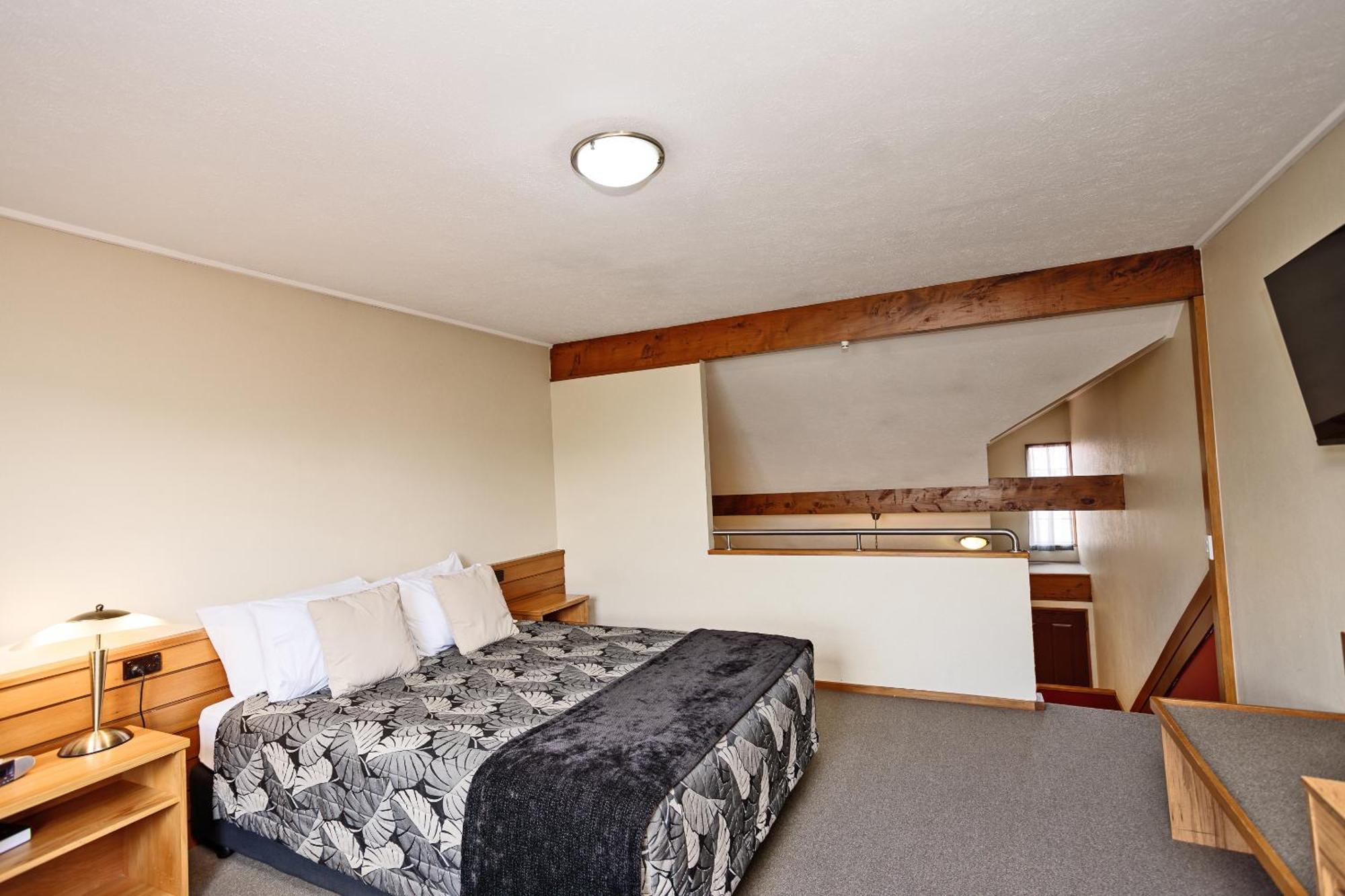 Balmoral Lodge Motel Invercargill Exterior photo